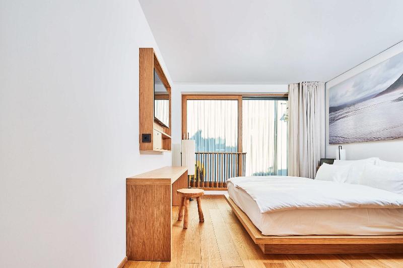 ART HOUSE Basel - Member of Design Hotels - Oda