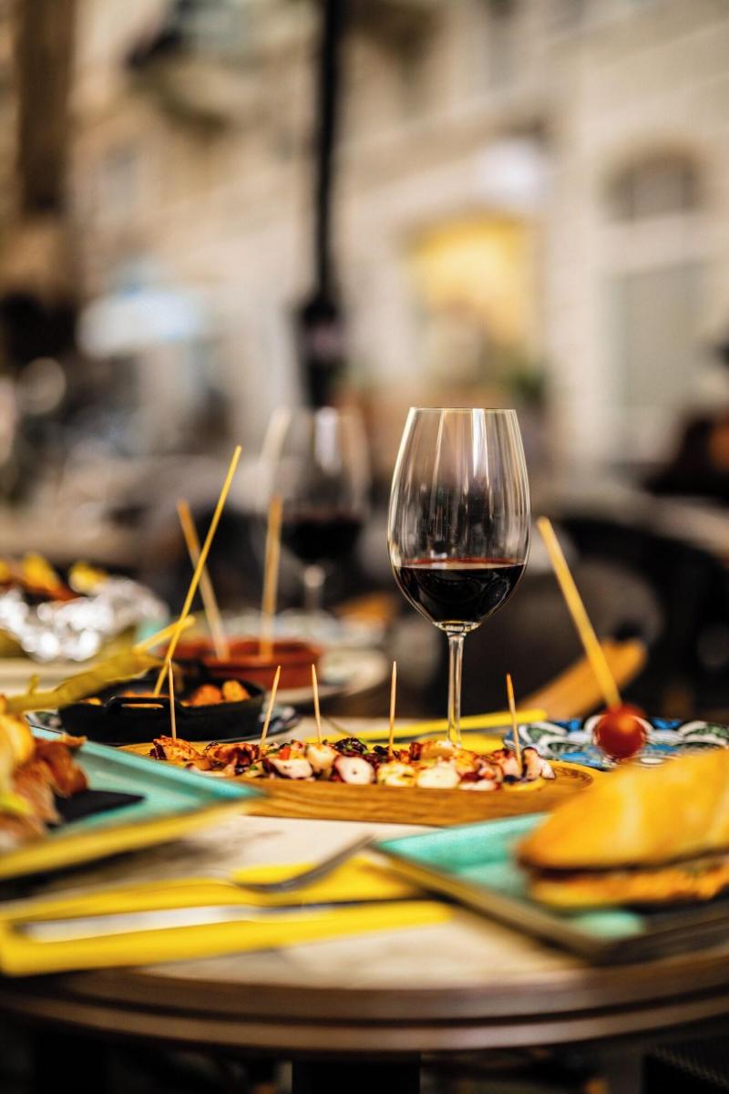 ART HOUSE Basel - Member of Design Hotels - Restoran
