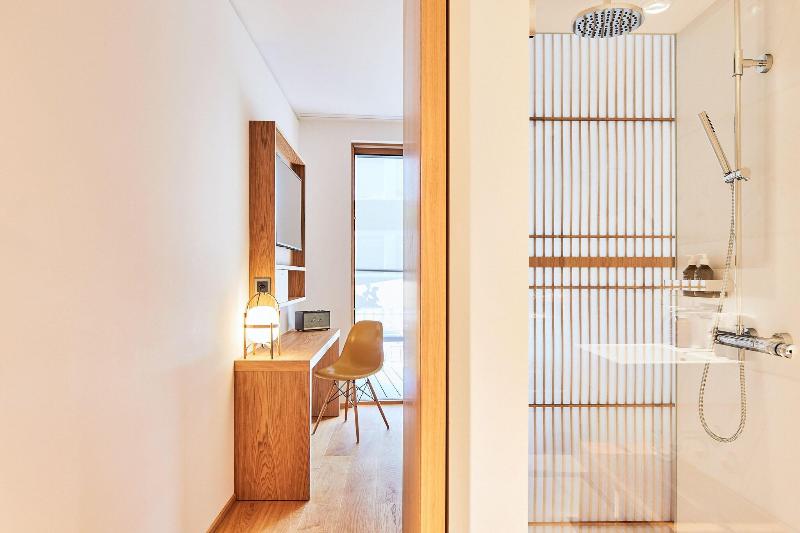 ART HOUSE Basel - Member of Design Hotels - Teras