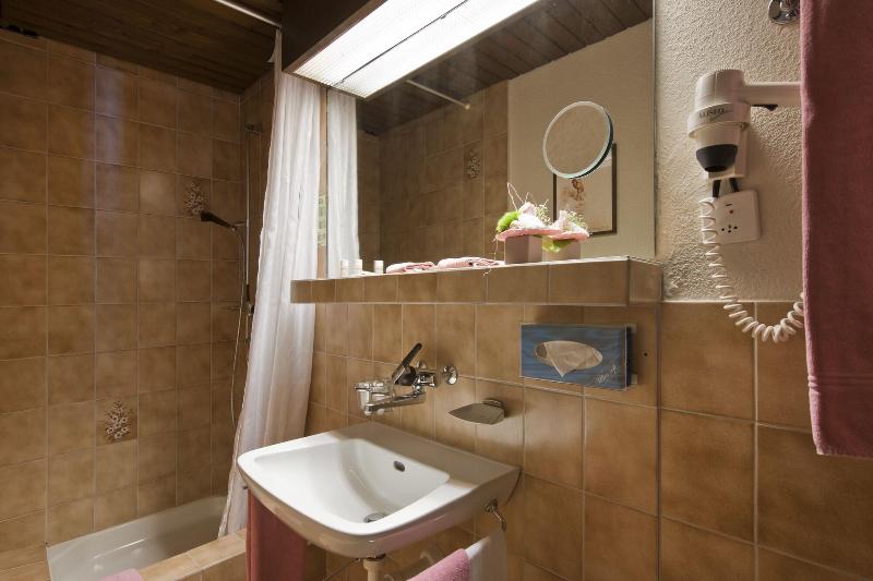 Hotel Sonne - Oda