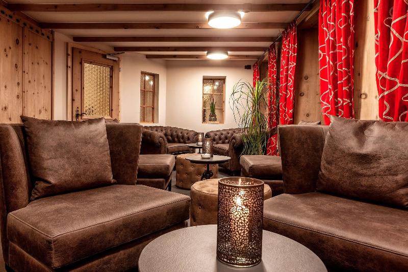 Home Hotel Arosa - Lobi