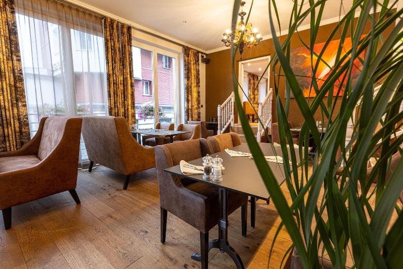 Home Hotel Arosa - Restoran