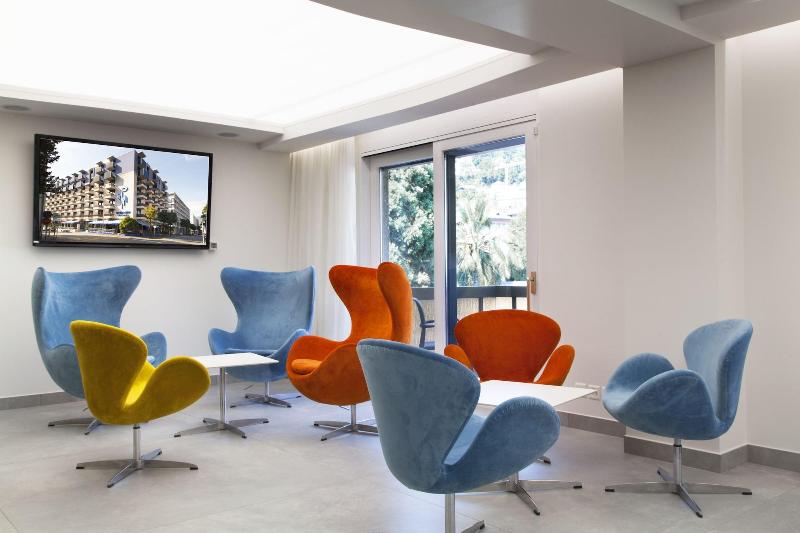 Hotel City Locarno, Design & Hospitality - Lobi