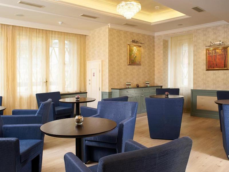 Ea Hotel Elefant - Bar