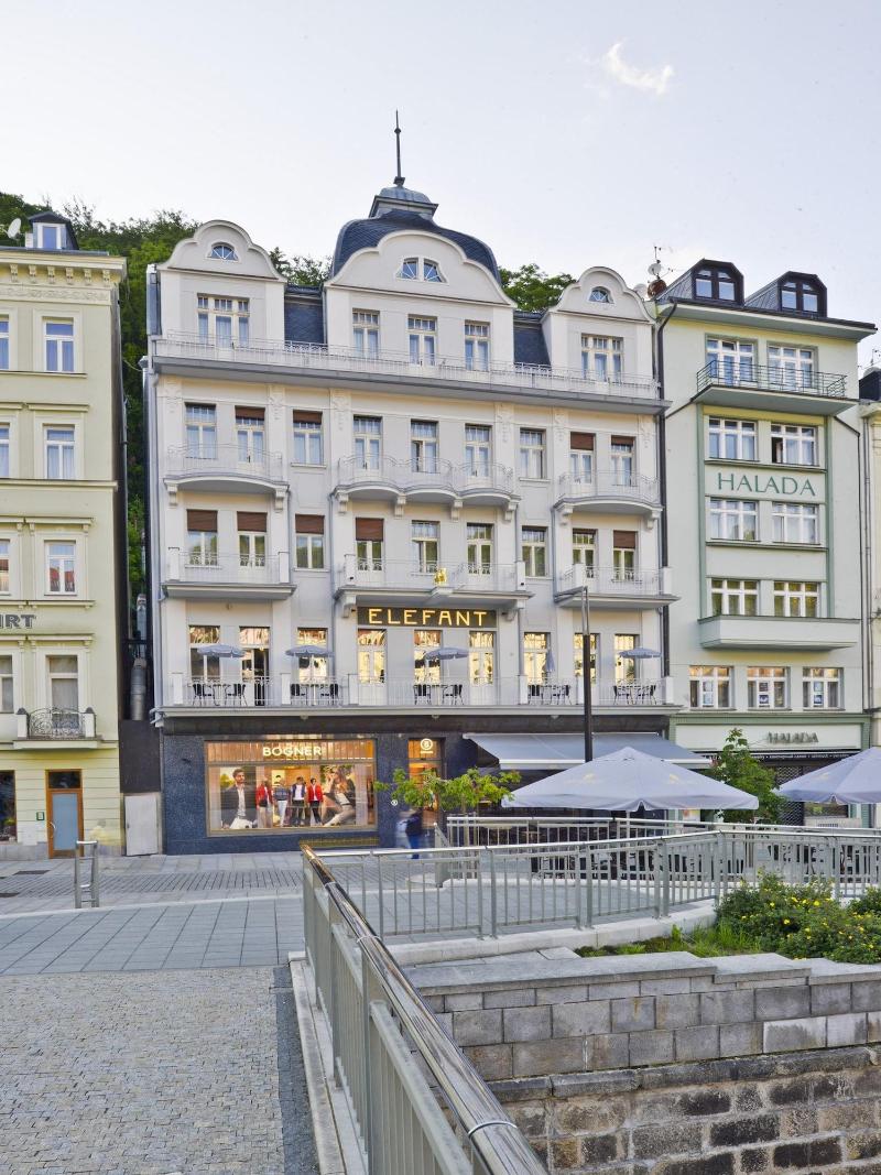 Ea Hotel Elefant - Genel