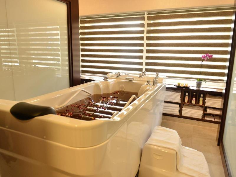 Ea Hotel Elefant - Oda