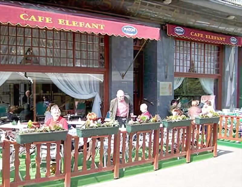 Ea Hotel Elefant - Restoran