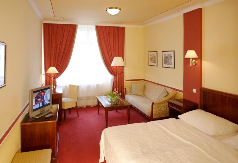 Hotel Embassy - Oda