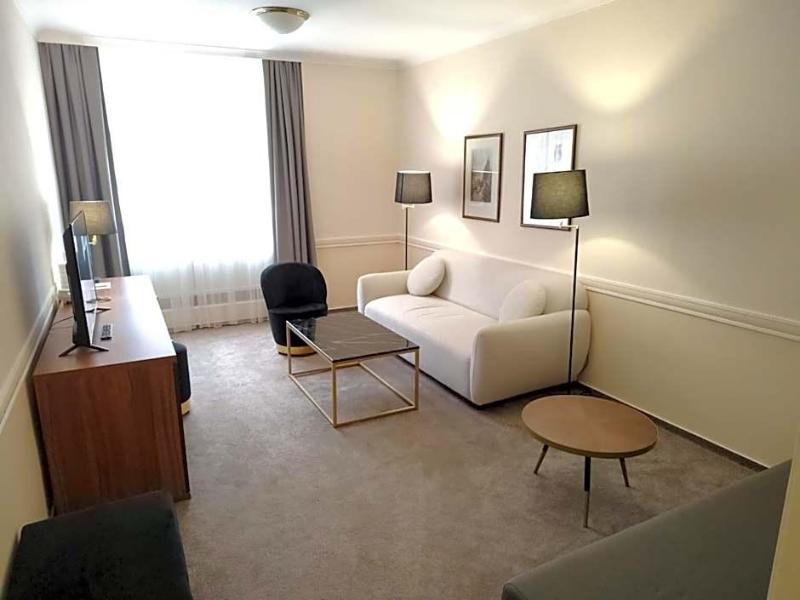 Hotel Embassy - Oda