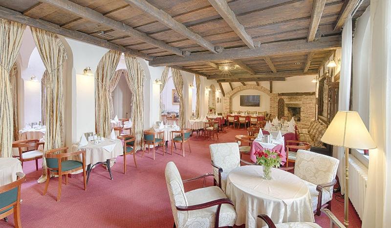Hotel Embassy - Restoran