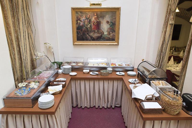Hotel Embassy - Restoran