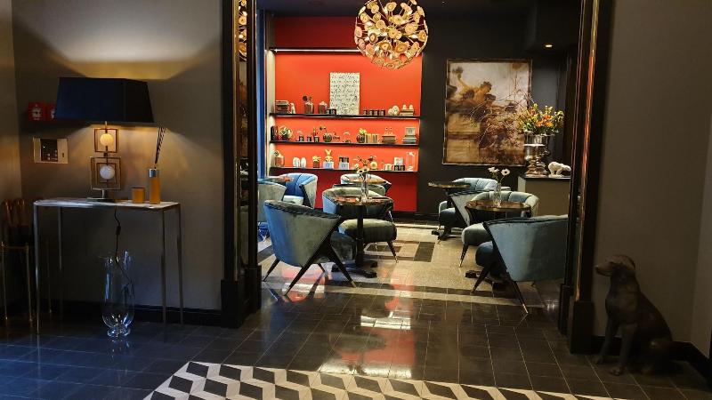 numa Hotel Republika & Suites - Lobi