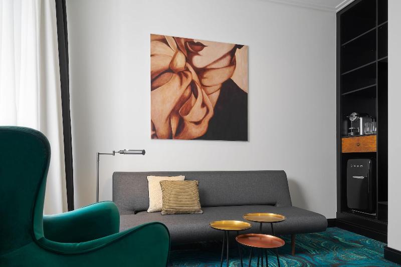 numa Hotel Republika & Suites - Oda