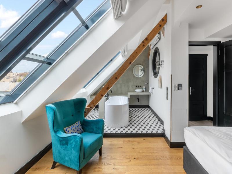 numa Hotel Republika & Suites - Oda