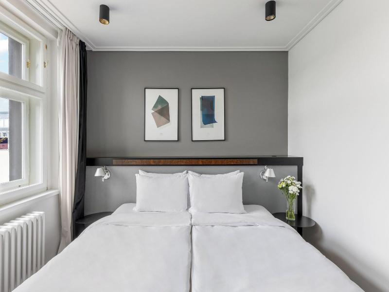 numa Hotel Republika & Suites - Oda
