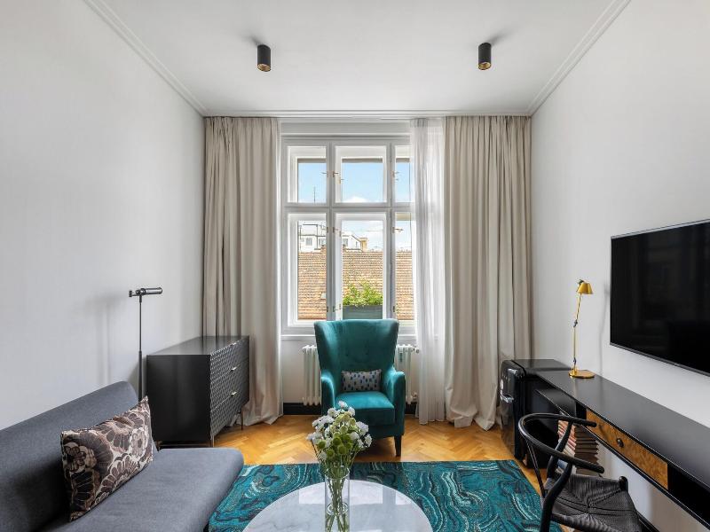 numa Hotel Republika & Suites - Oda