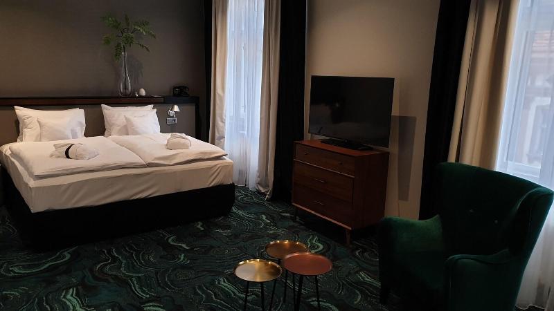 numa Hotel Republika & Suites - Oda