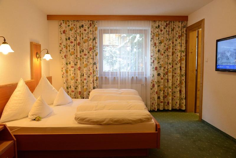 Hotel Garni Mössmer - Oda