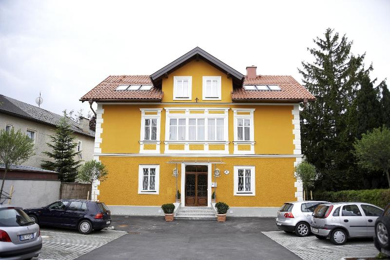 Villa Ceconi by Das Grüne Hotel zur Post - 100% B - Genel