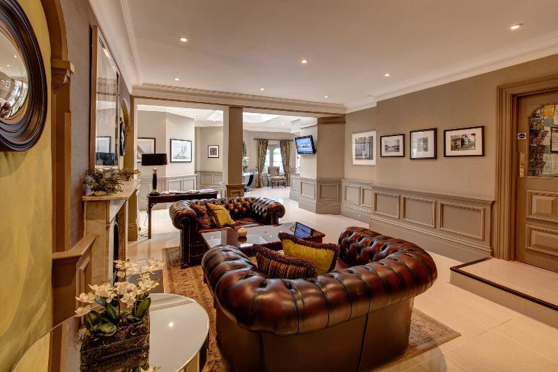 The Connaught Lodge - Lobi