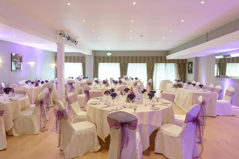 The Connaught Lodge - Genel