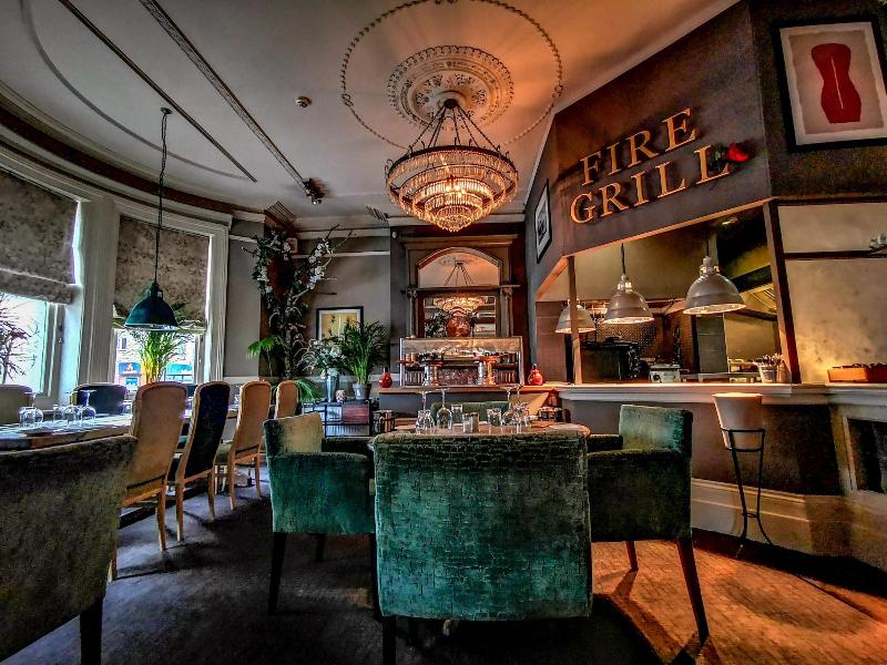 Ox Hotel Bar & Grill - Restoran