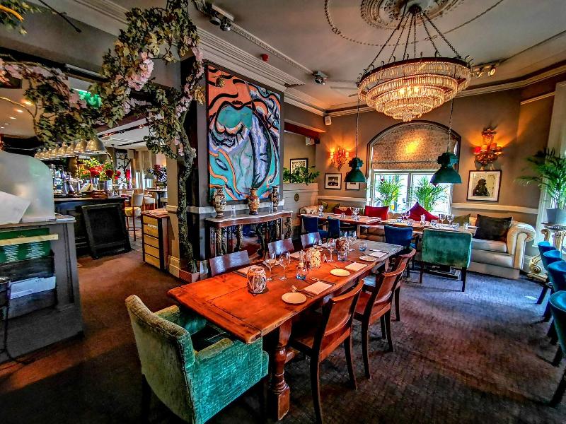 Ox Hotel Bar & Grill - Restoran