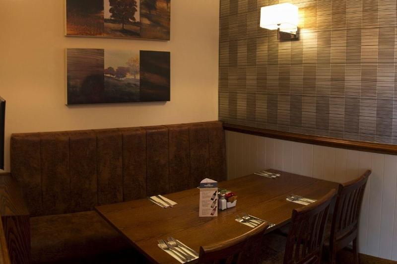 The Wellington Hotel By Greene King Inns - Restoran