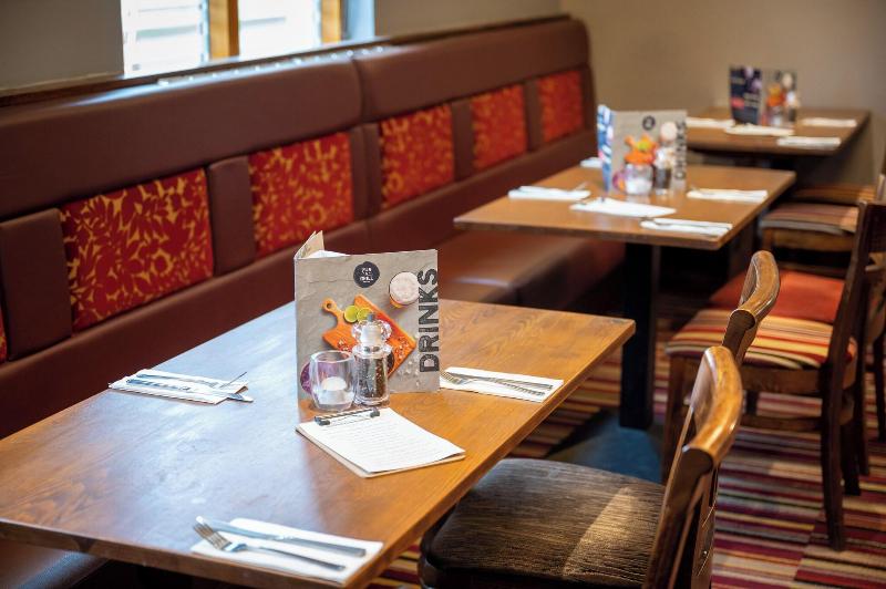 The Wellington Hotel By Greene King Inns - Restoran