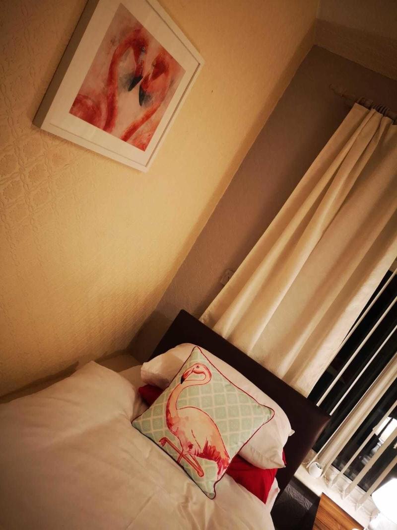 Lynbar Hotel - Oda