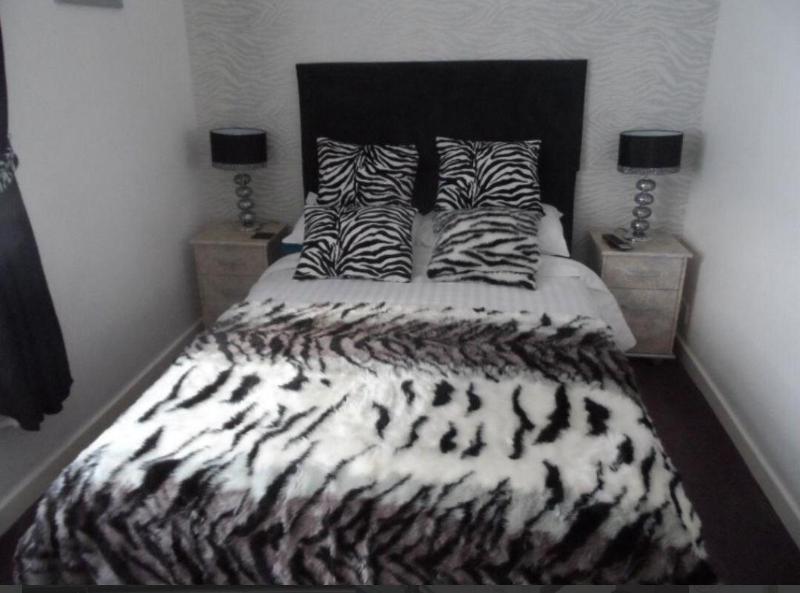 Lynbar Hotel - Oda