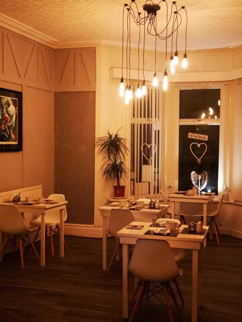 Lynbar Hotel - Restoran