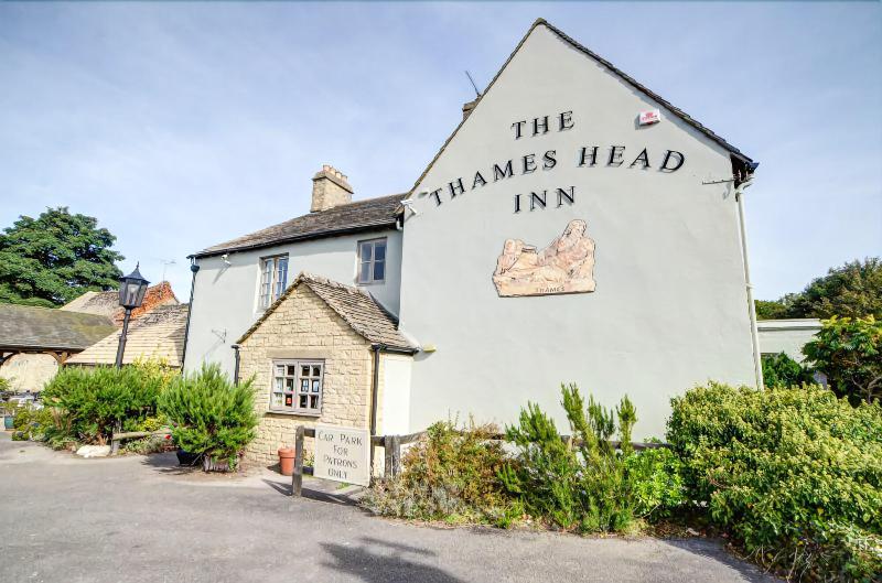 Thames Head Inn - Genel