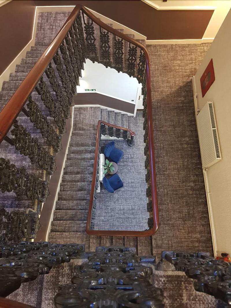 28 York Place - Lobi