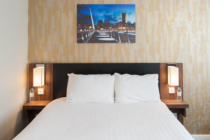 Kings Highway, Derby by Marston's Inns - Oda