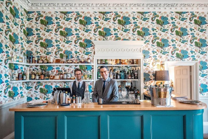 Lords Of The Manor Hotel - Bar