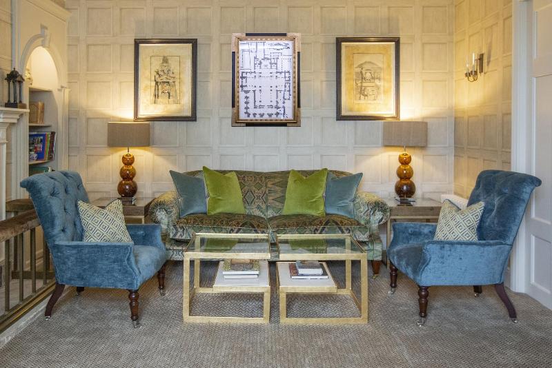Lords Of The Manor Hotel - Bar