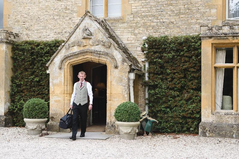 Lords Of The Manor Hotel - Genel