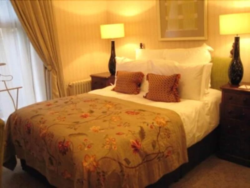 Lords Of The Manor Hotel - Oda