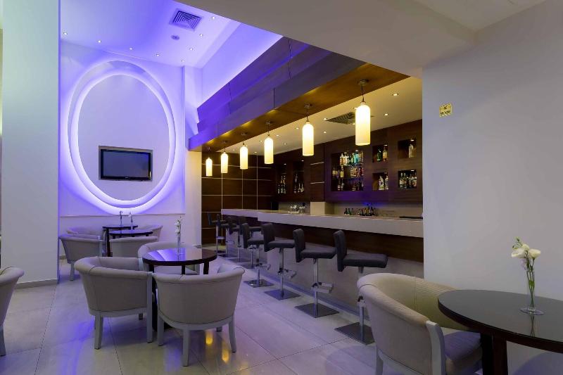 Tasia Maris Beach Hotel and Spa - Adults Only - Bar