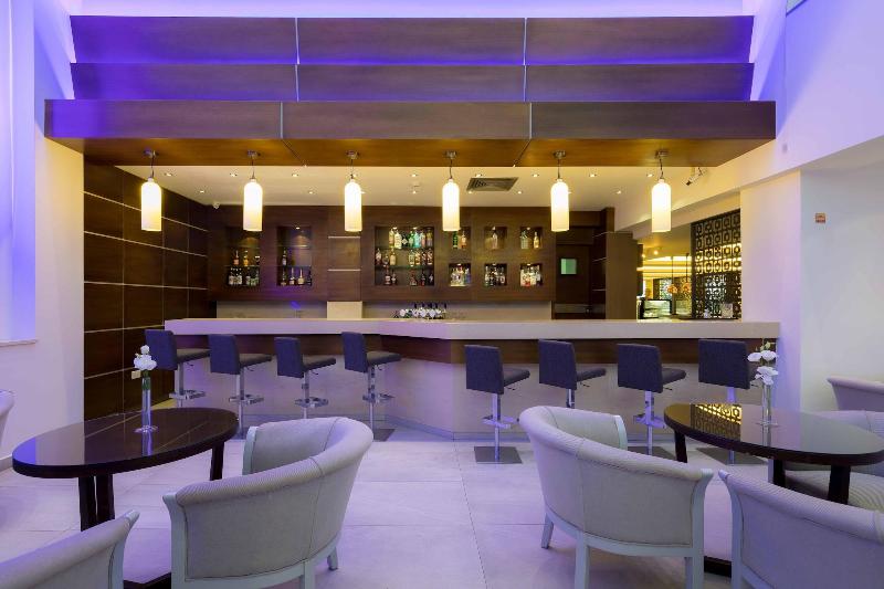 Tasia Maris Beach Hotel and Spa - Adults Only - Bar