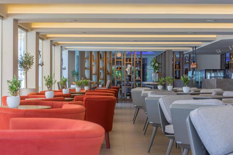 Tasia Maris Beach Hotel and Spa - Adults Only - Bar