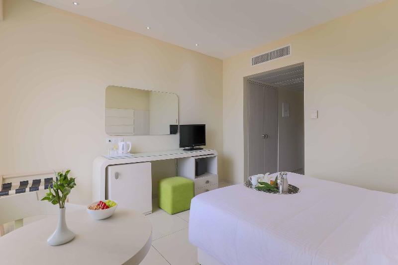 Tasia Maris Beach Hotel and Spa - Adults Only - Oda