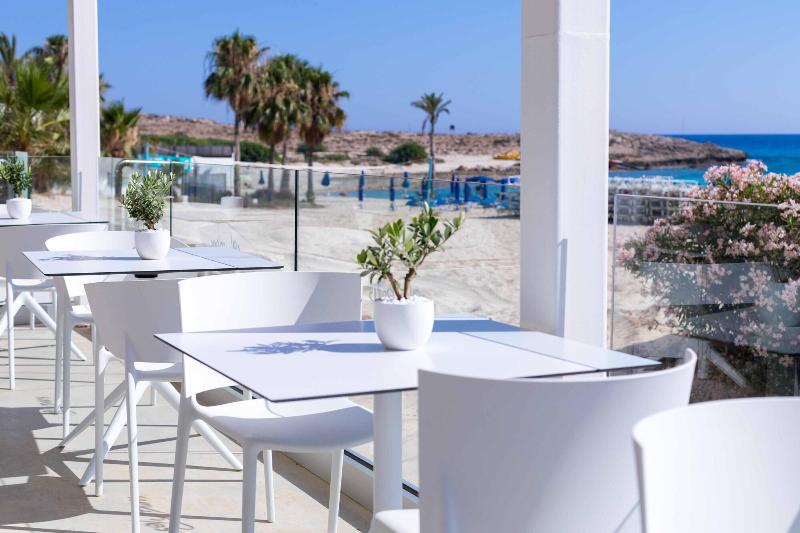 Tasia Maris Beach Hotel and Spa - Adults Only - Plaj