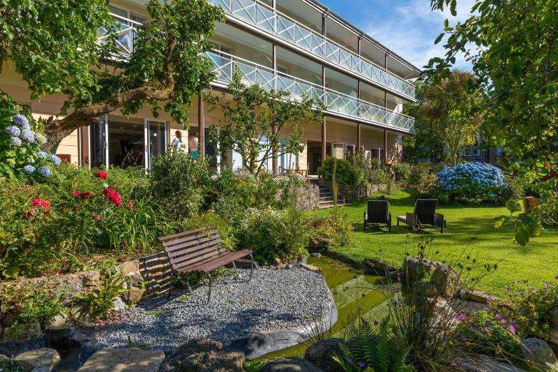 Les Rocquettes Hotel - Genel