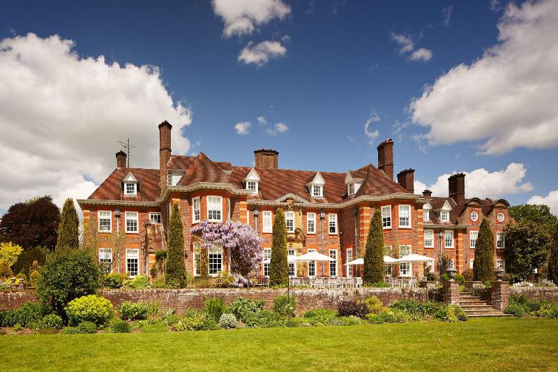 Barnett Hill - Luxury Hotel - Genel