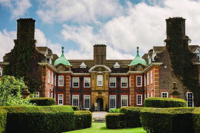 Barnett Hill - Luxury Hotel - Genel