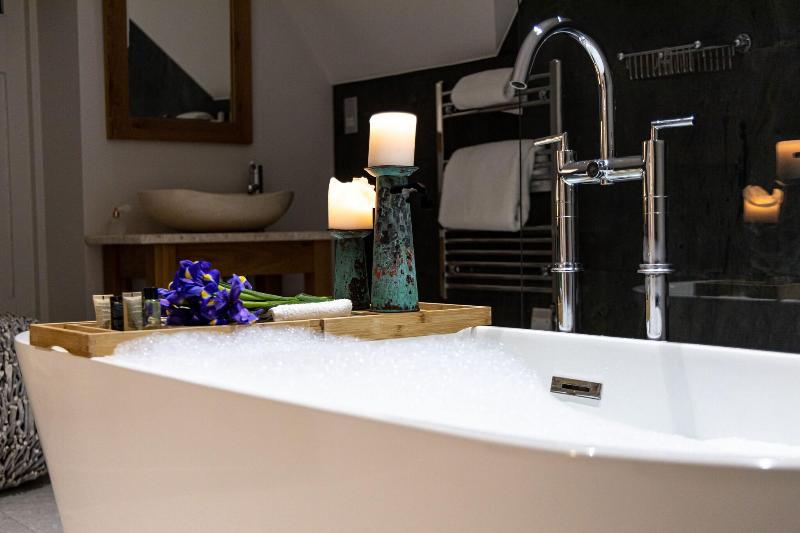 Barnett Hill - Luxury Hotel - Oda