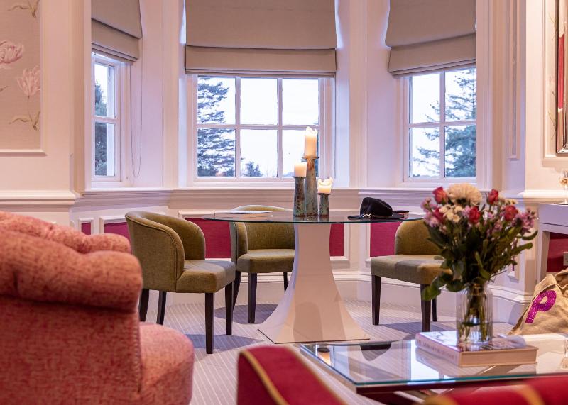 Barnett Hill - Luxury Hotel - Oda