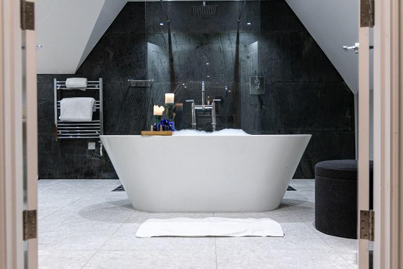 Barnett Hill - Luxury Hotel - Oda
